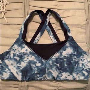 Lululemon on your way bra